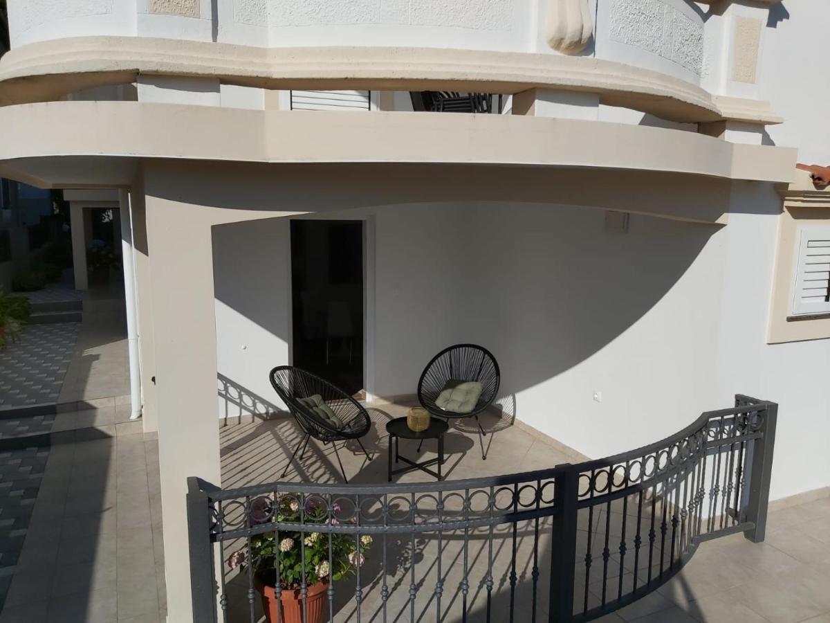 Apartments Ka - Ro Bibinje Bagian luar foto