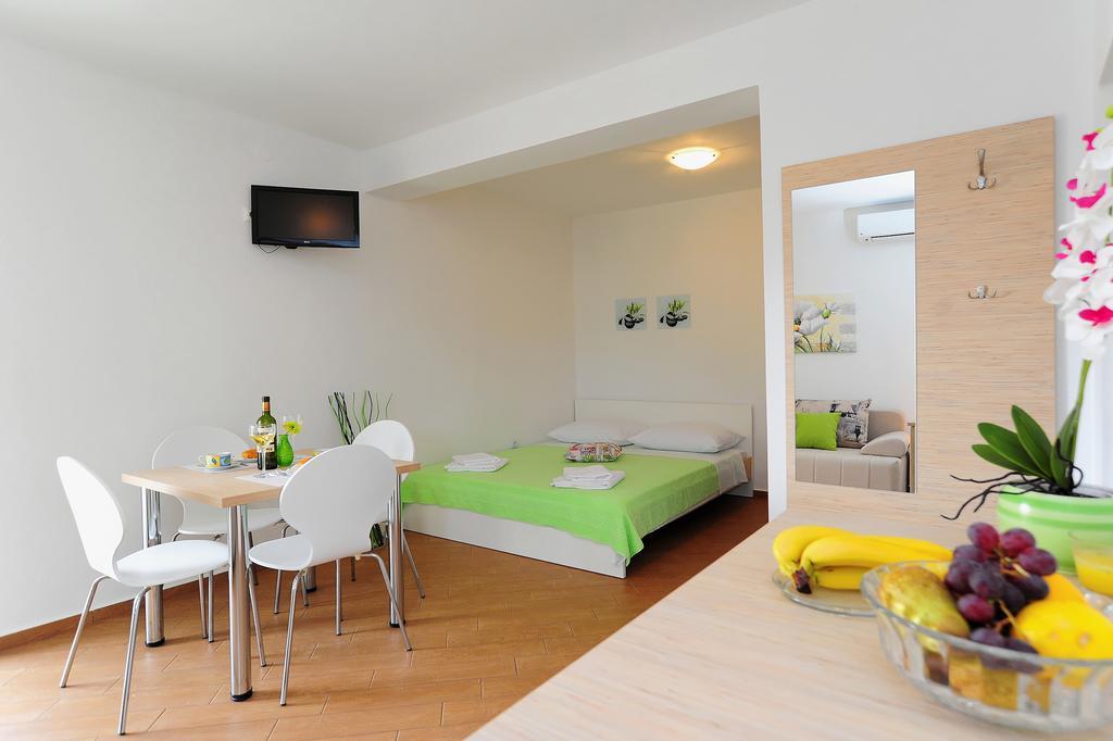 Apartments Ka - Ro Bibinje Ruang foto