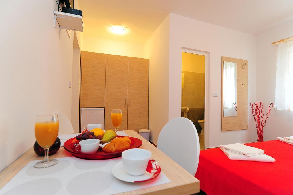 Apartments Ka - Ro Bibinje Ruang foto