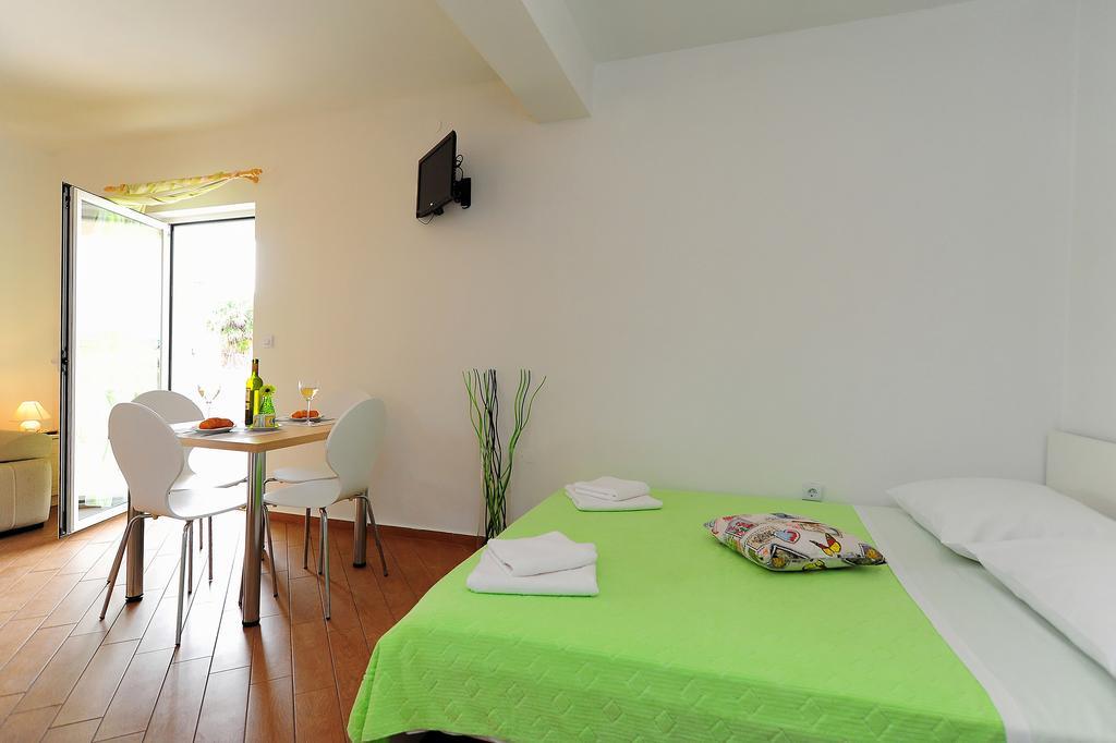 Apartments Ka - Ro Bibinje Ruang foto