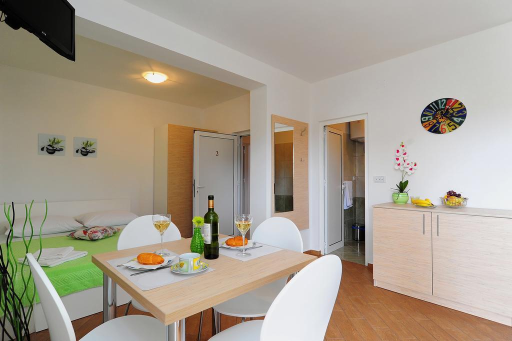 Apartments Ka - Ro Bibinje Ruang foto