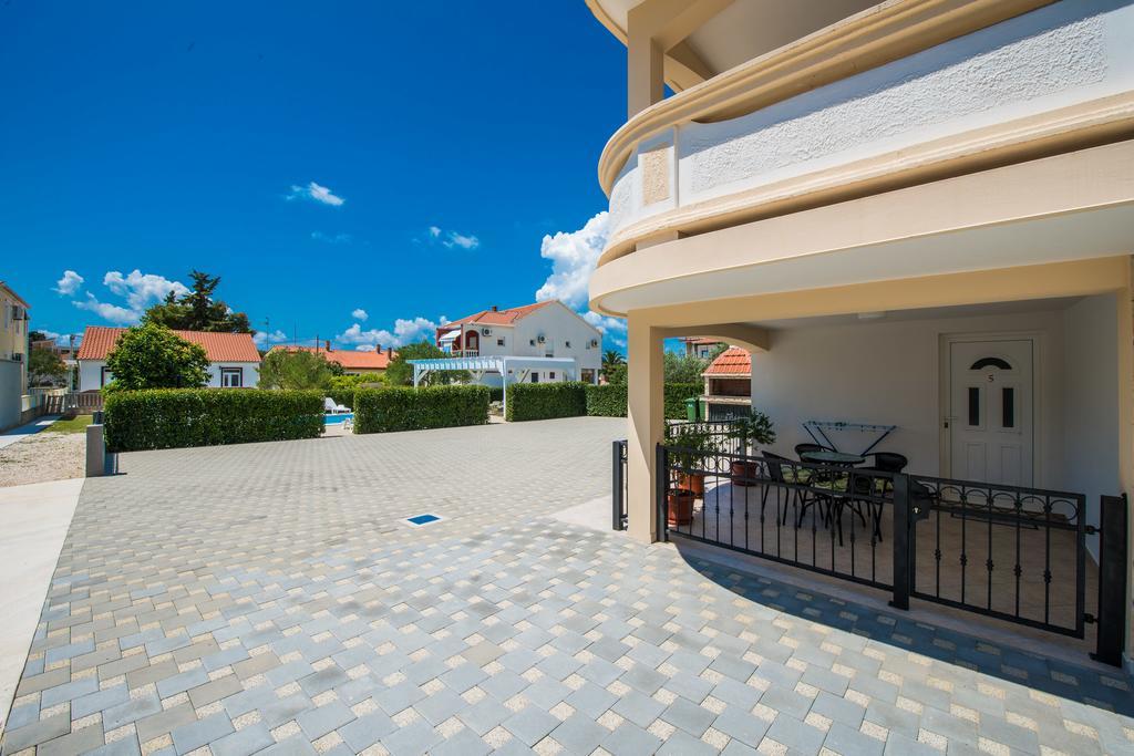 Apartments Ka - Ro Bibinje Bagian luar foto