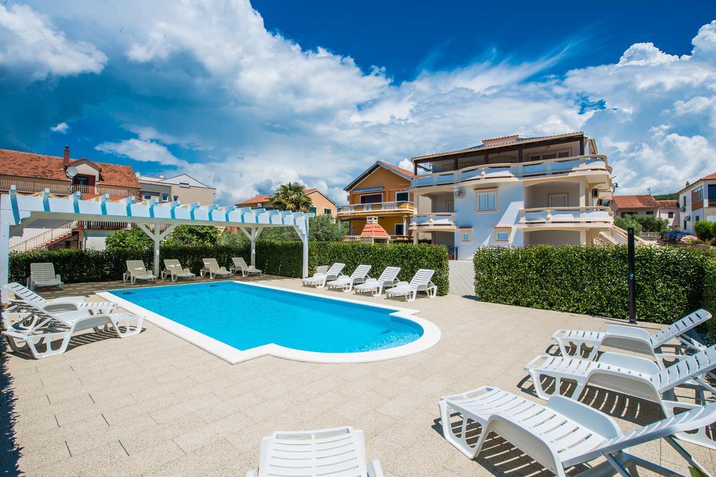 Apartments Ka - Ro Bibinje Bagian luar foto