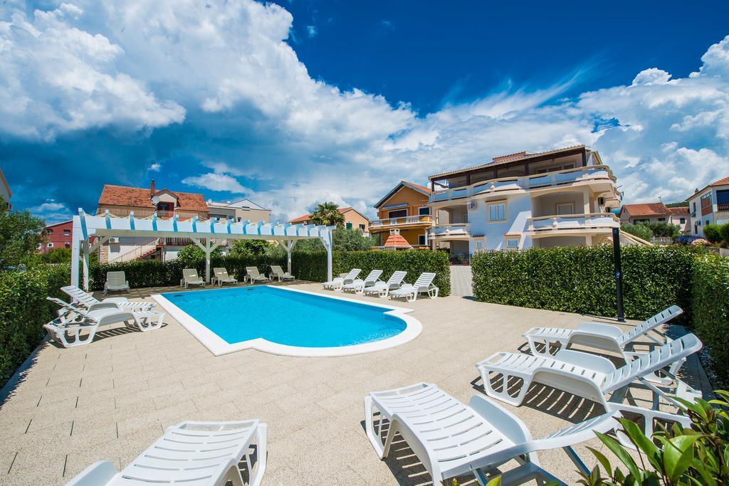 Apartments Ka - Ro Bibinje Bagian luar foto