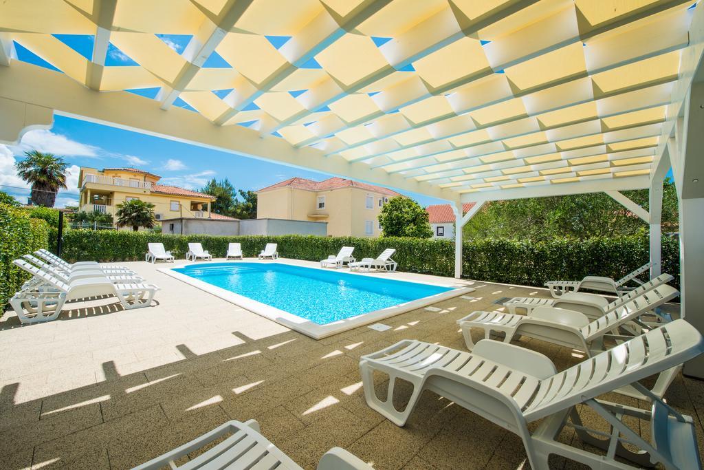 Apartments Ka - Ro Bibinje Bagian luar foto