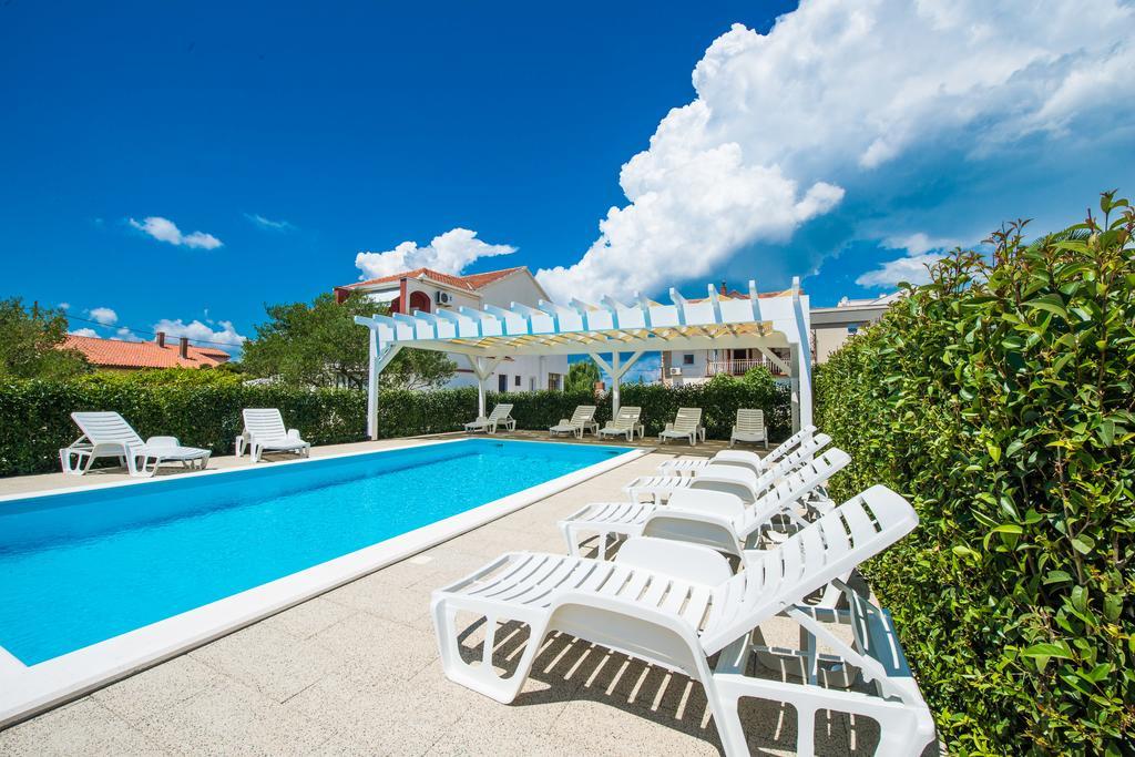 Apartments Ka - Ro Bibinje Bagian luar foto