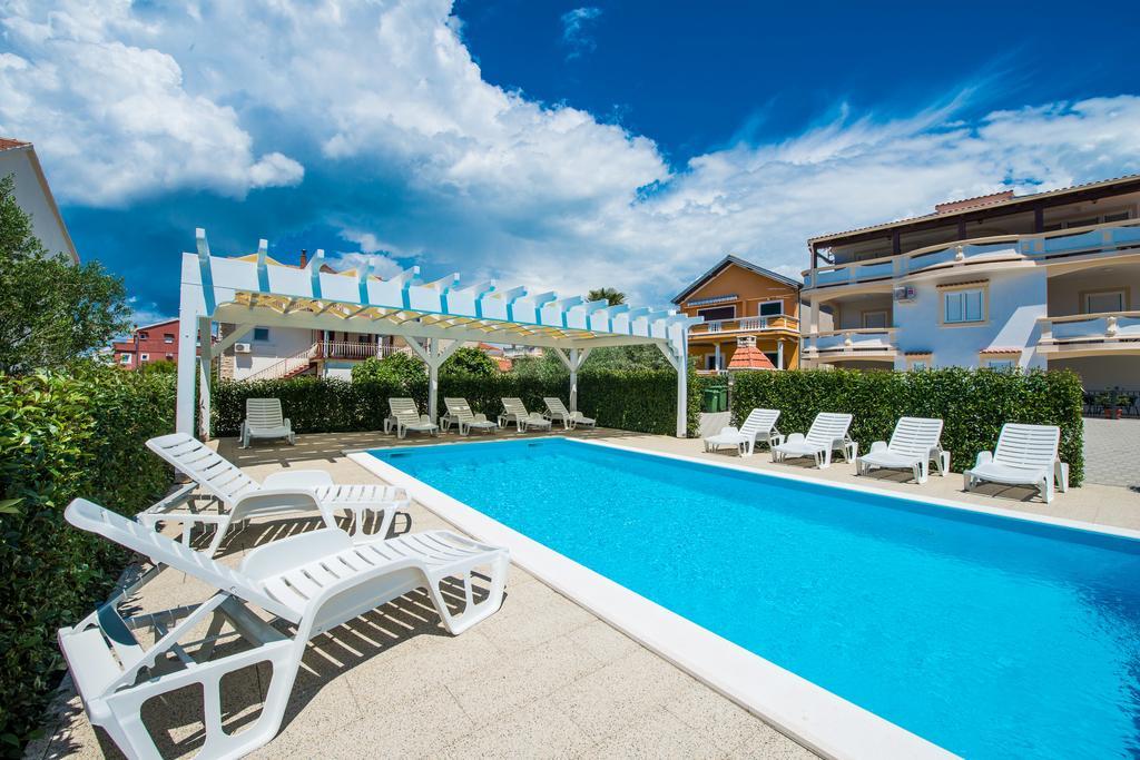 Apartments Ka - Ro Bibinje Bagian luar foto